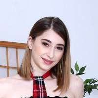model-avatar