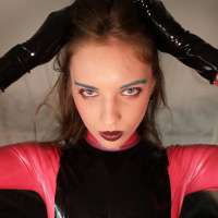 model-avatar