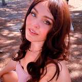 model-avatar