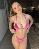 model-avatar