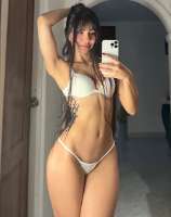 model-avatar