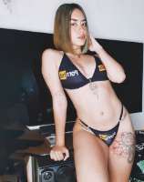 model-avatar